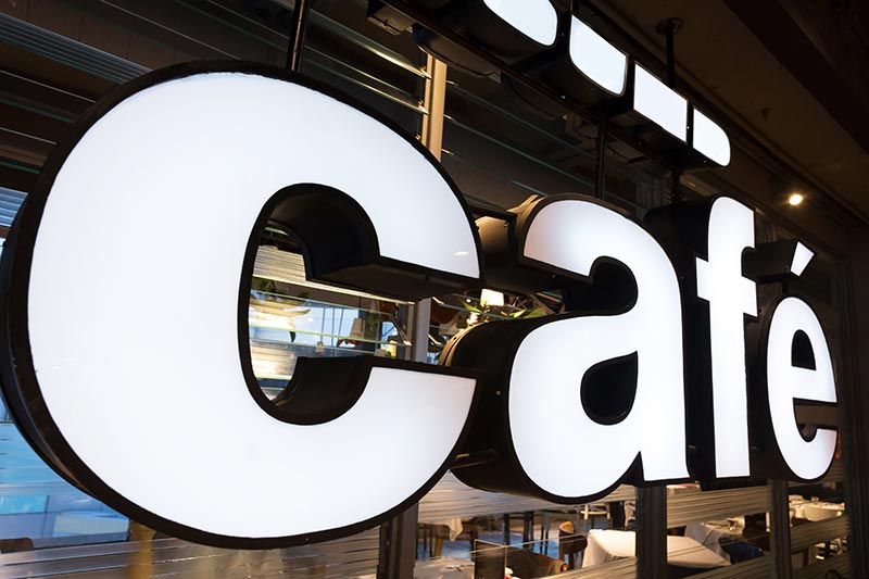 Illuminated 3D signage